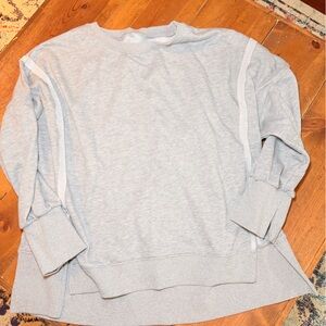 Amazon Gray Women's Sweatshirt